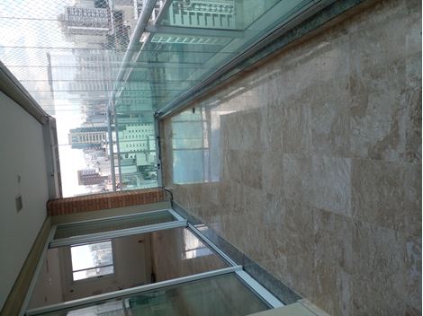 Polimento de mármore na barra funda 