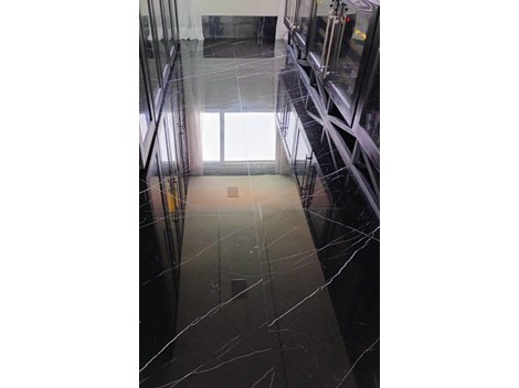 Polimento de mármore Nero Martini em Moema 